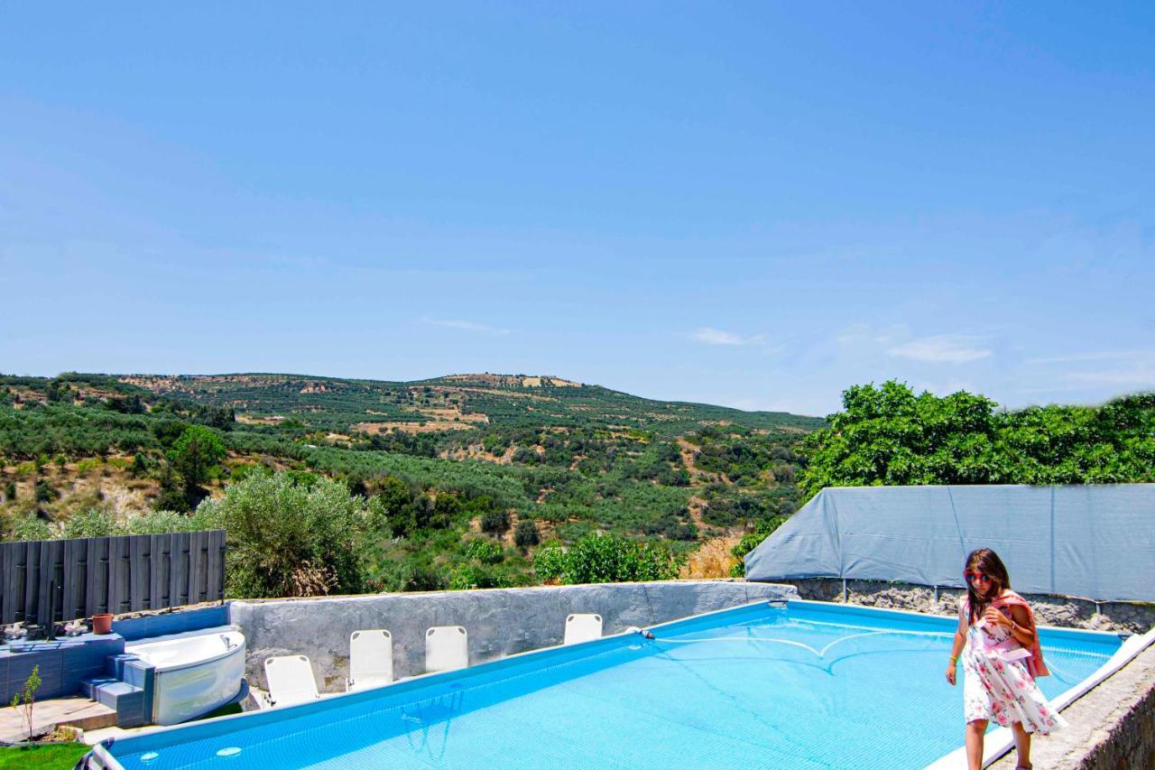 Villa Olive Tree With Private Pool & Jacuzzi Kissamos Ngoại thất bức ảnh